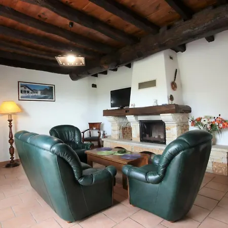 Ferienhaus Arbonne, 4 Pieces, 6 Personnes - Fr-1-384-625